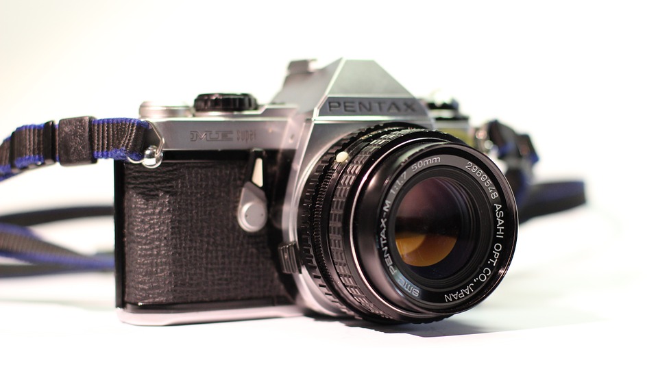 Top Mirrorless Camera Under $500 post thumbnail image